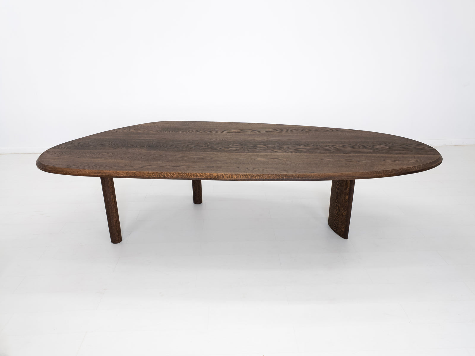 PERI Dining Table