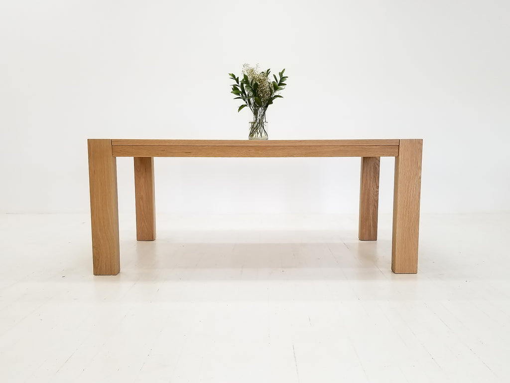KALU Dining Table