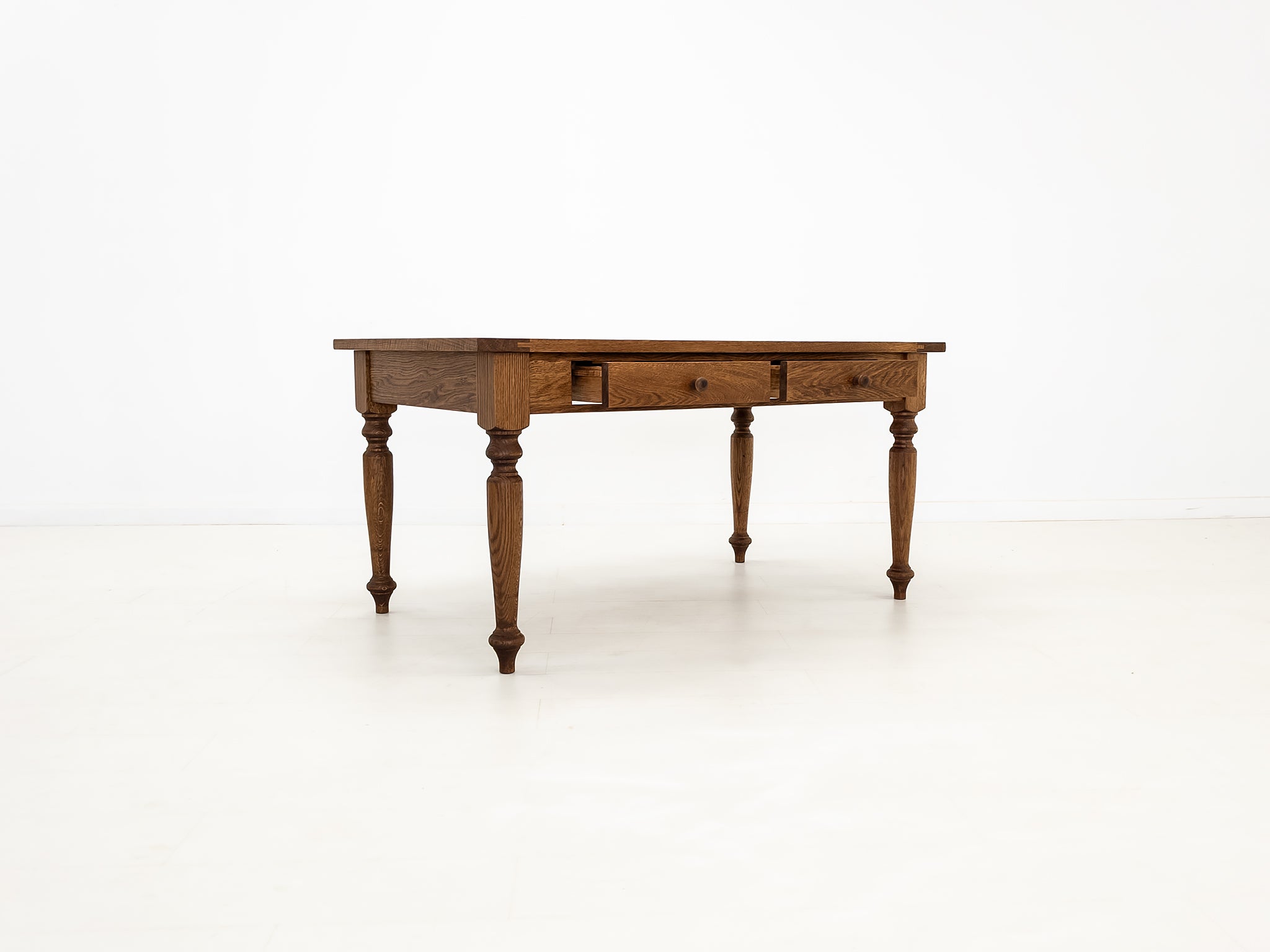 ETTA Dining Table