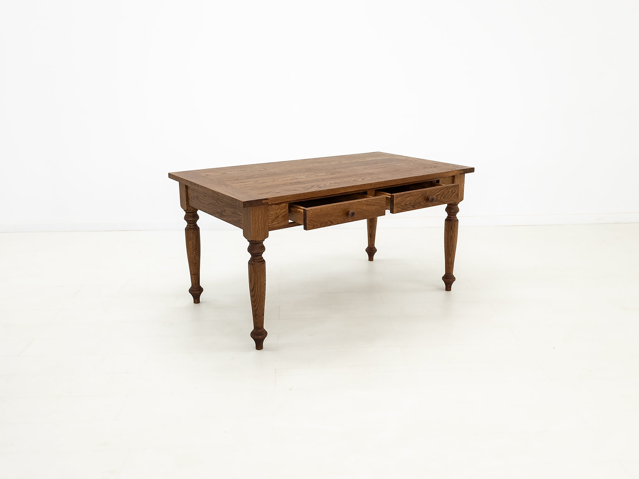 ETTA Dining Table