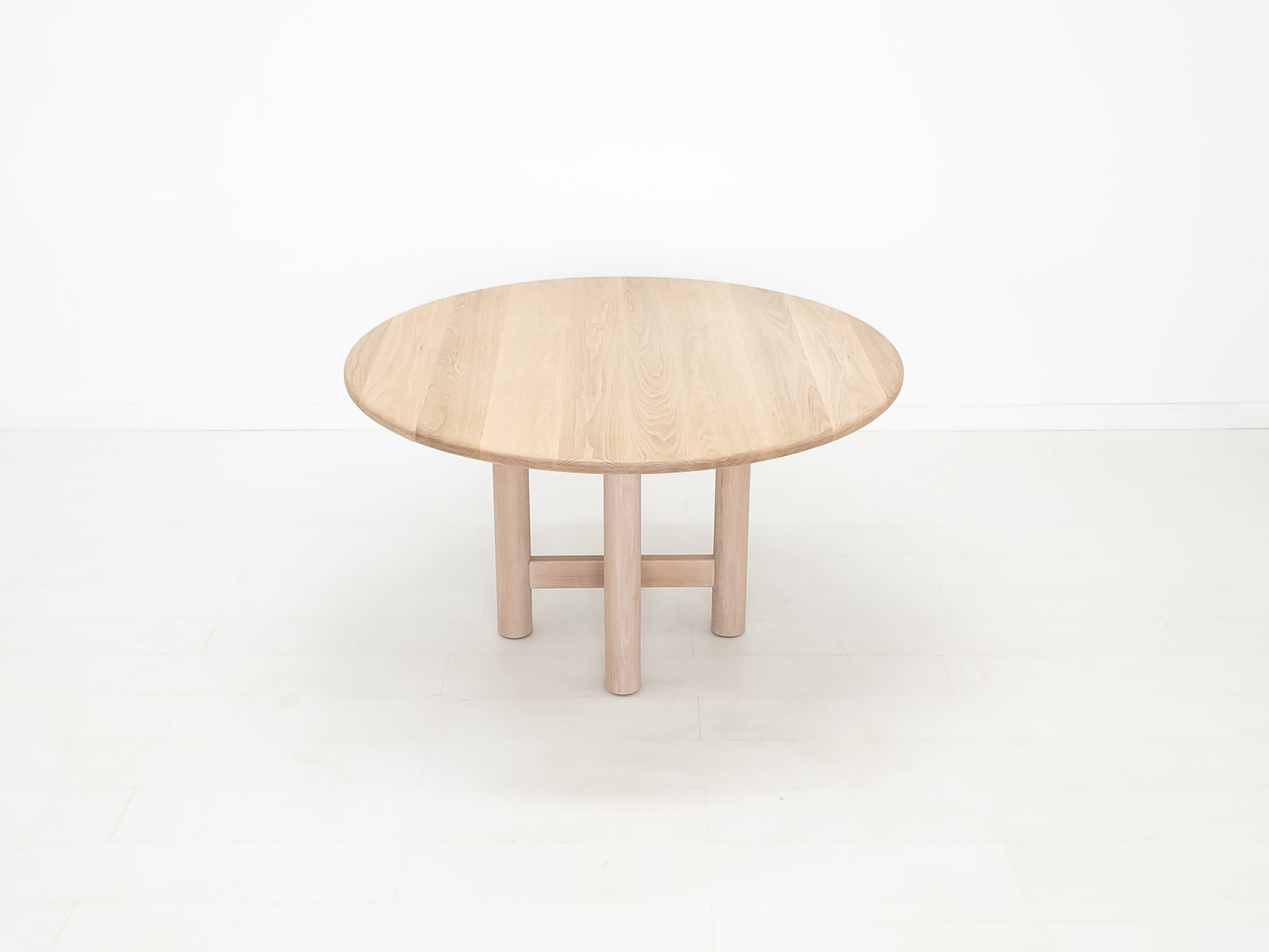 LEXI Dining Table