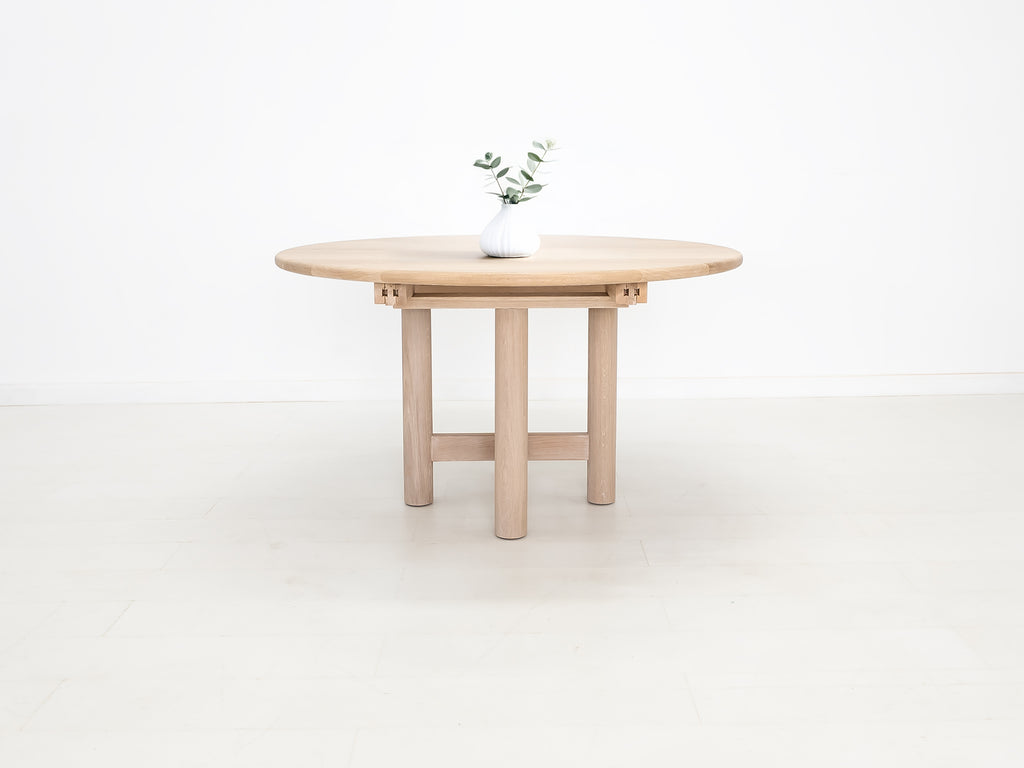 LEXI Dining Table