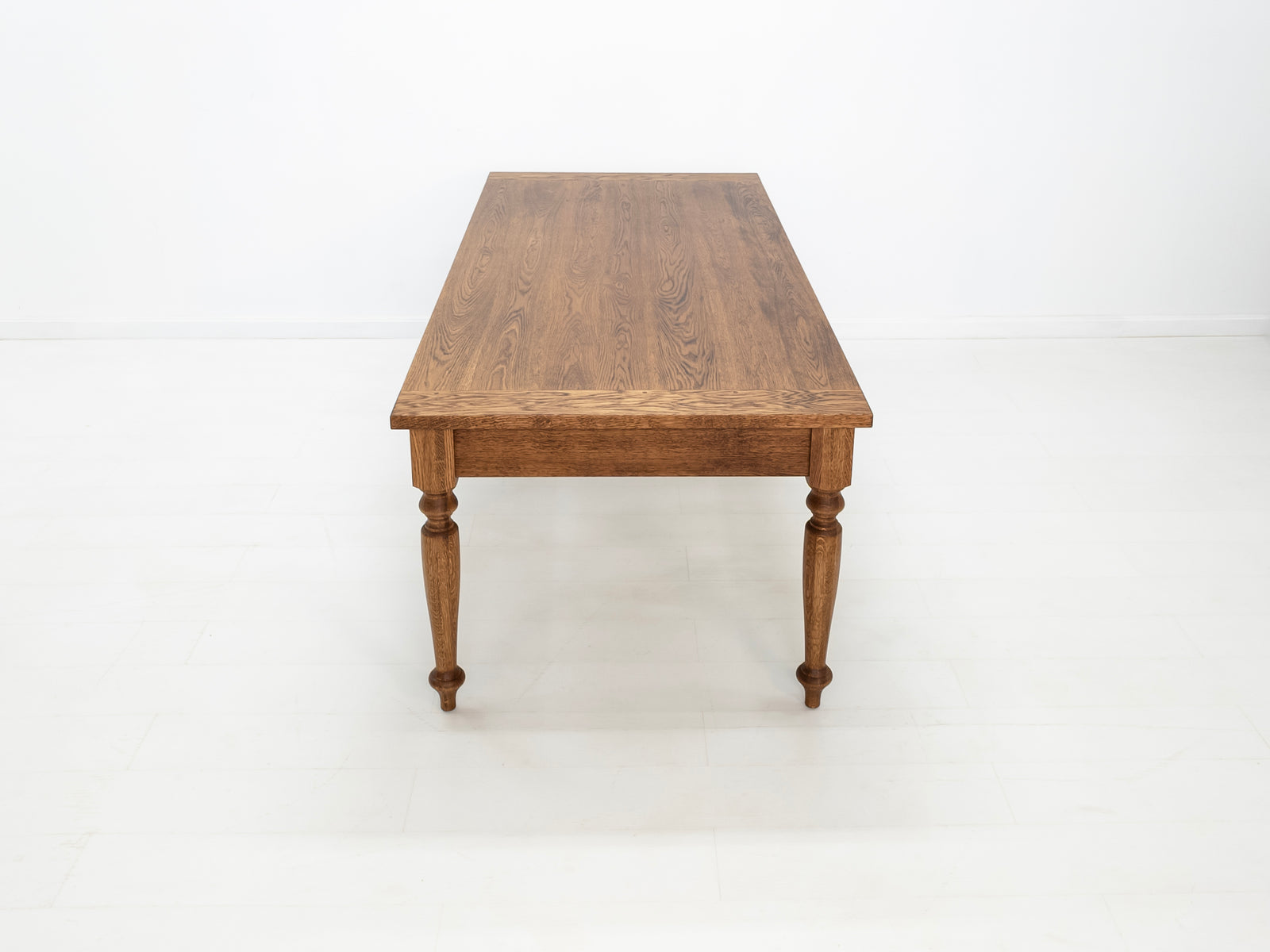 ETTA Dining Table