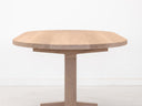 BANQ Dining Table
