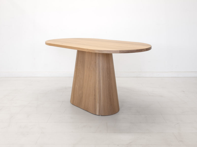 CATE Dining Table