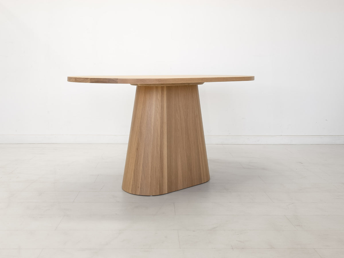 CATE Dining Table