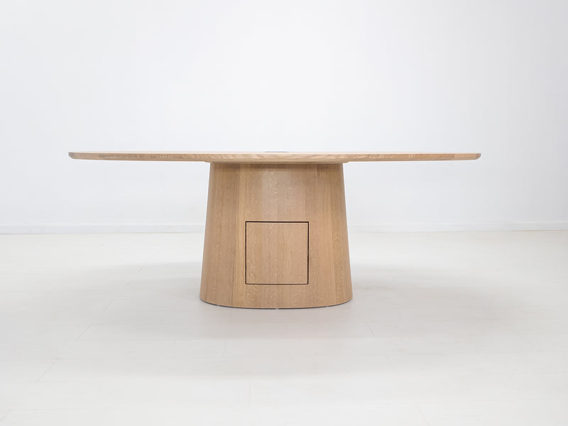 CATE Dining Table
