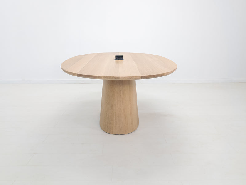 CATE Dining Table