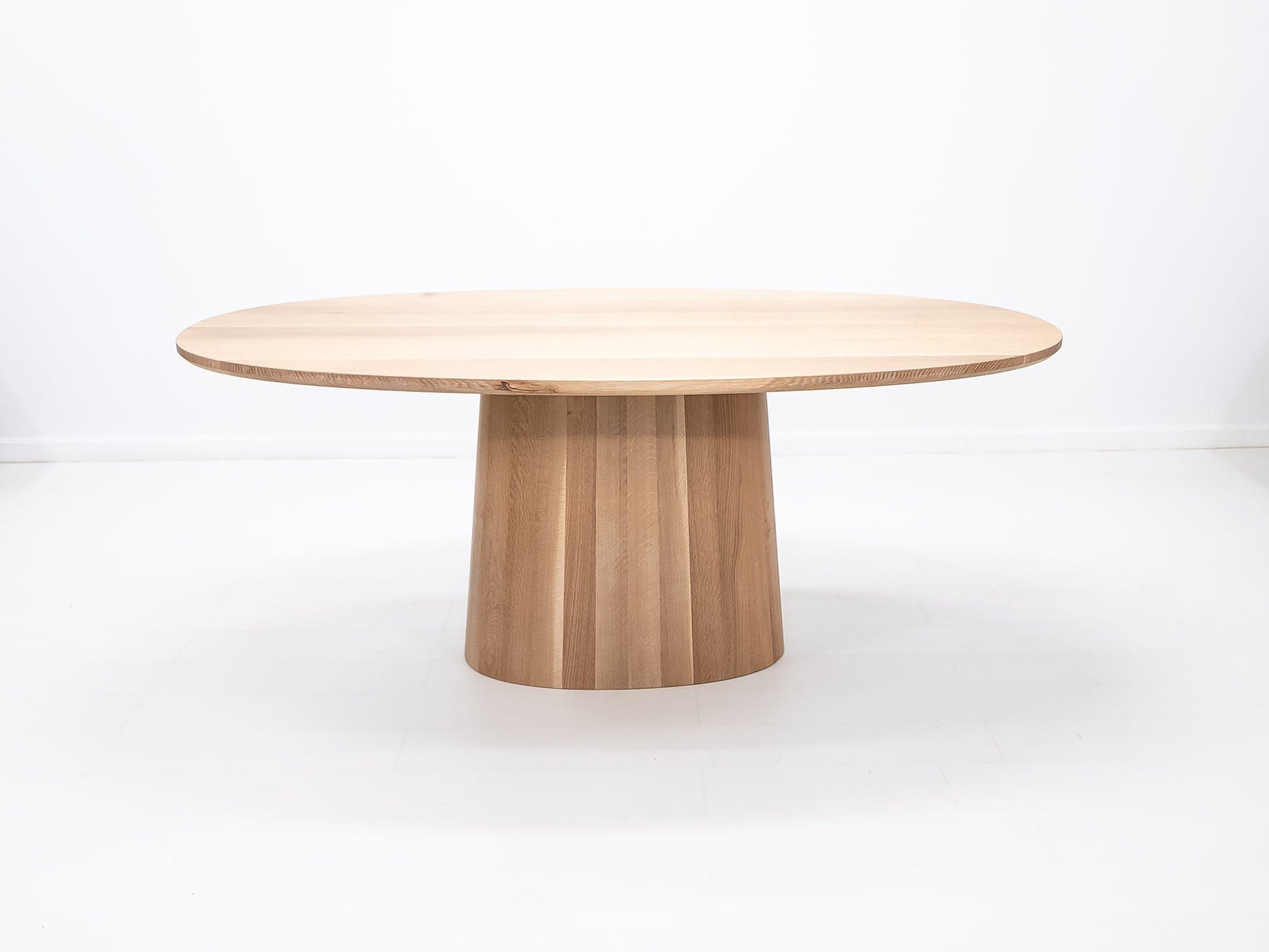 CATE Dining Table