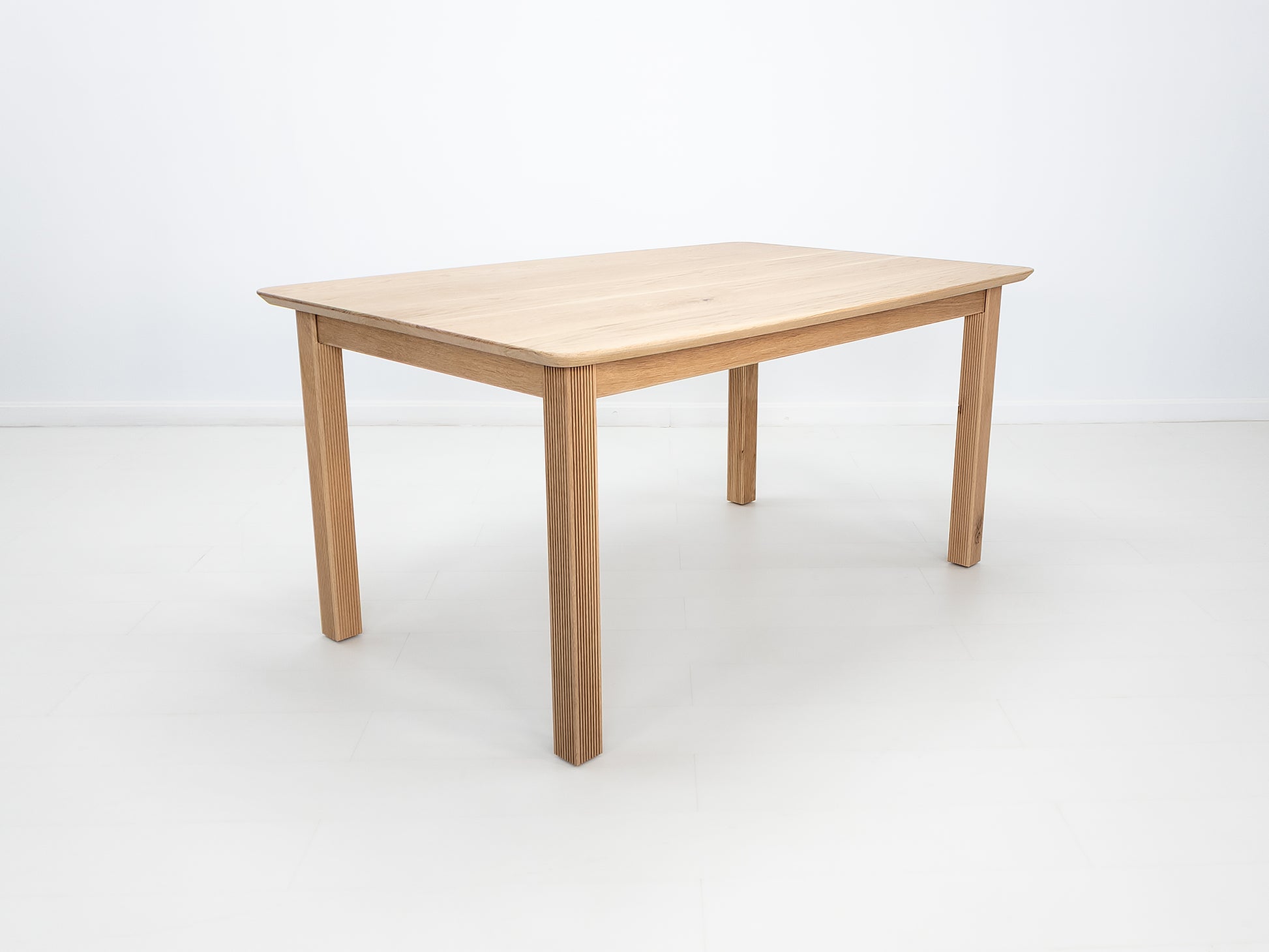 COLE Dining Table