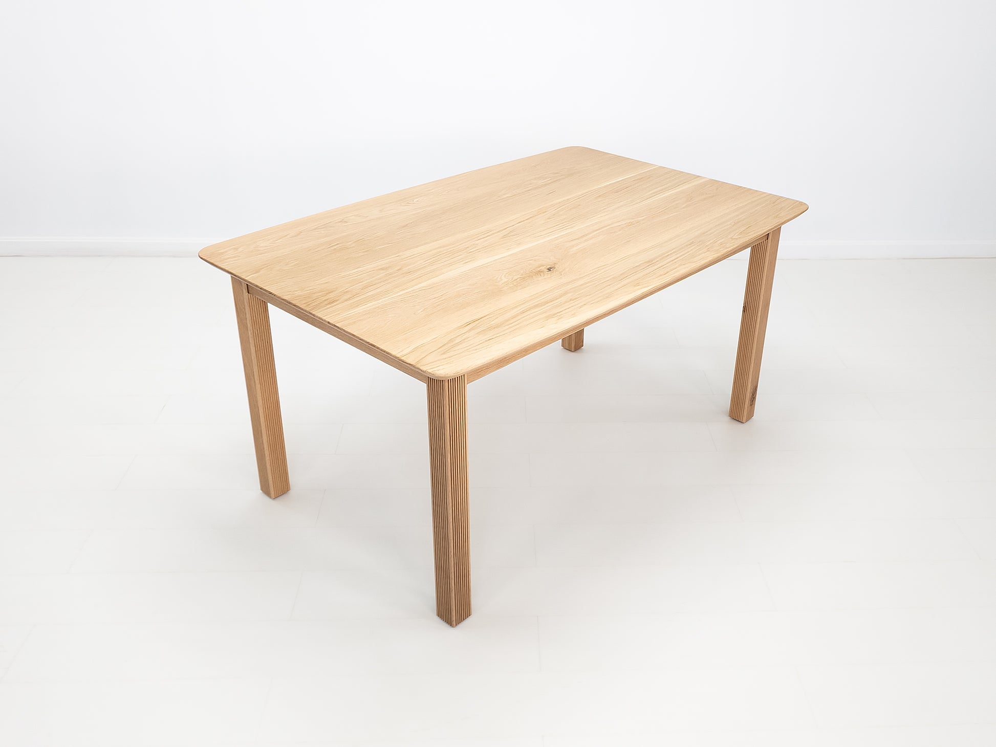COLE Dining Table