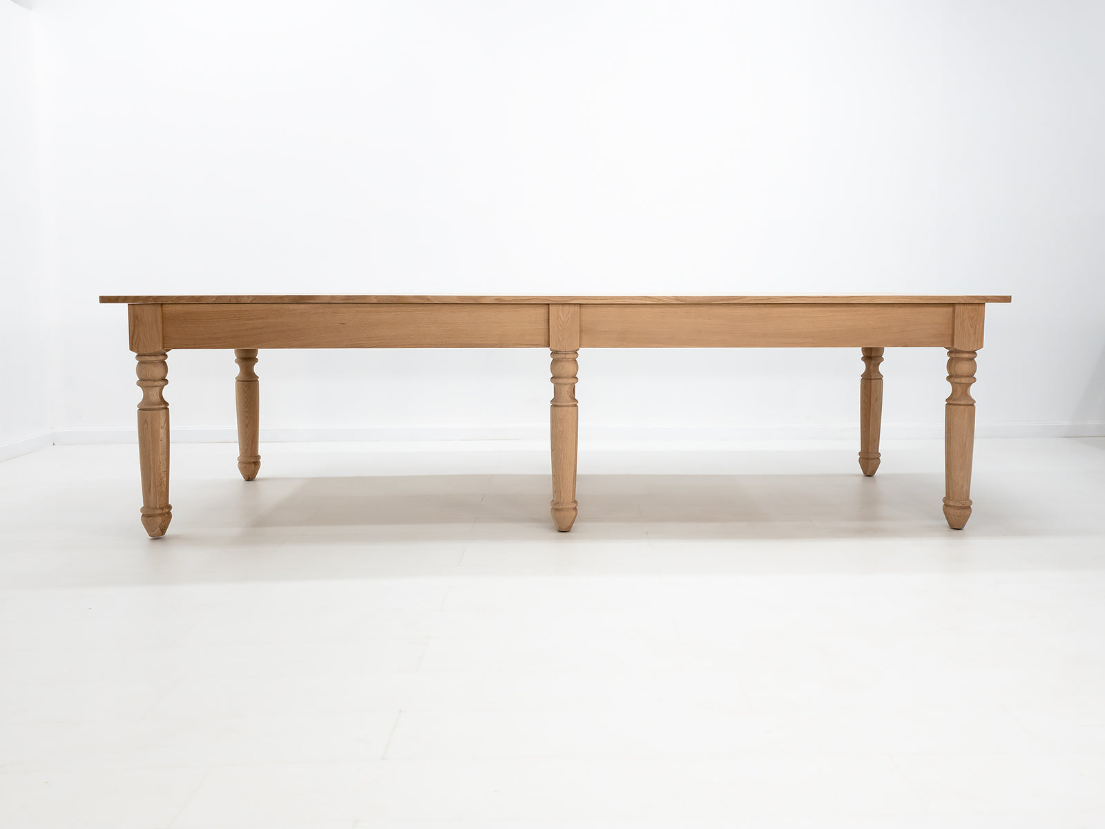ETTA Dining Table