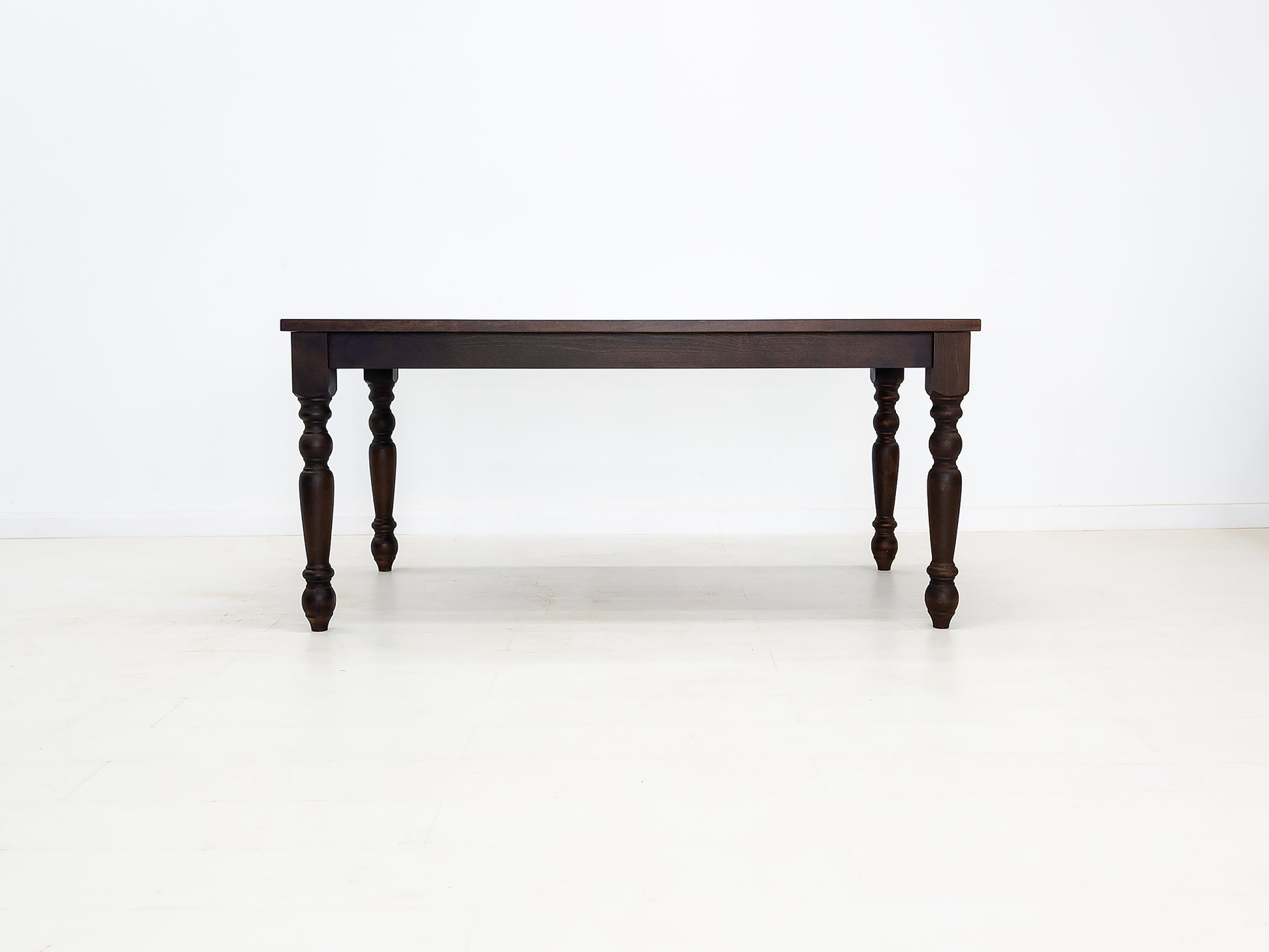 TESS Dining Table