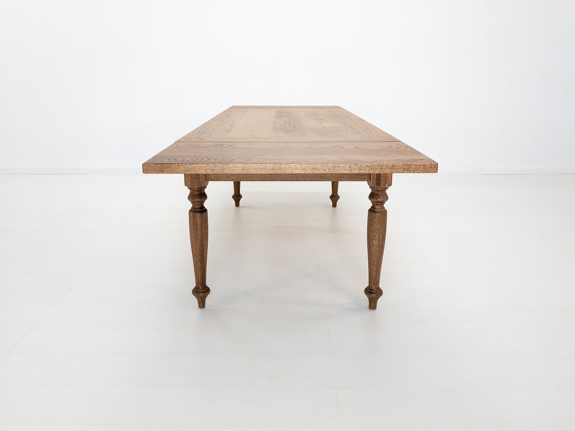 ETTA Dining Table