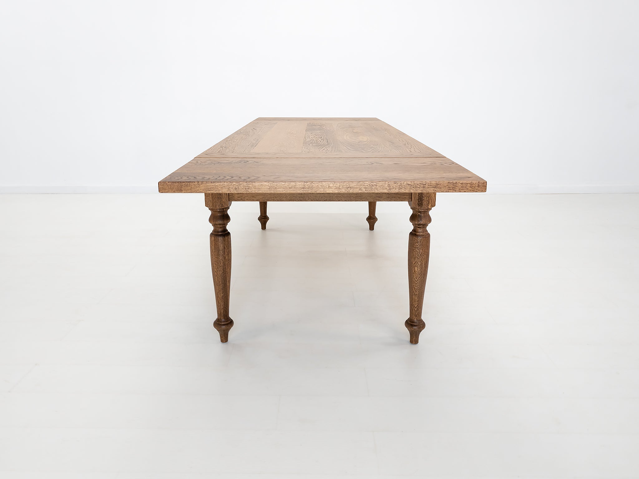 ETTA Dining Table
