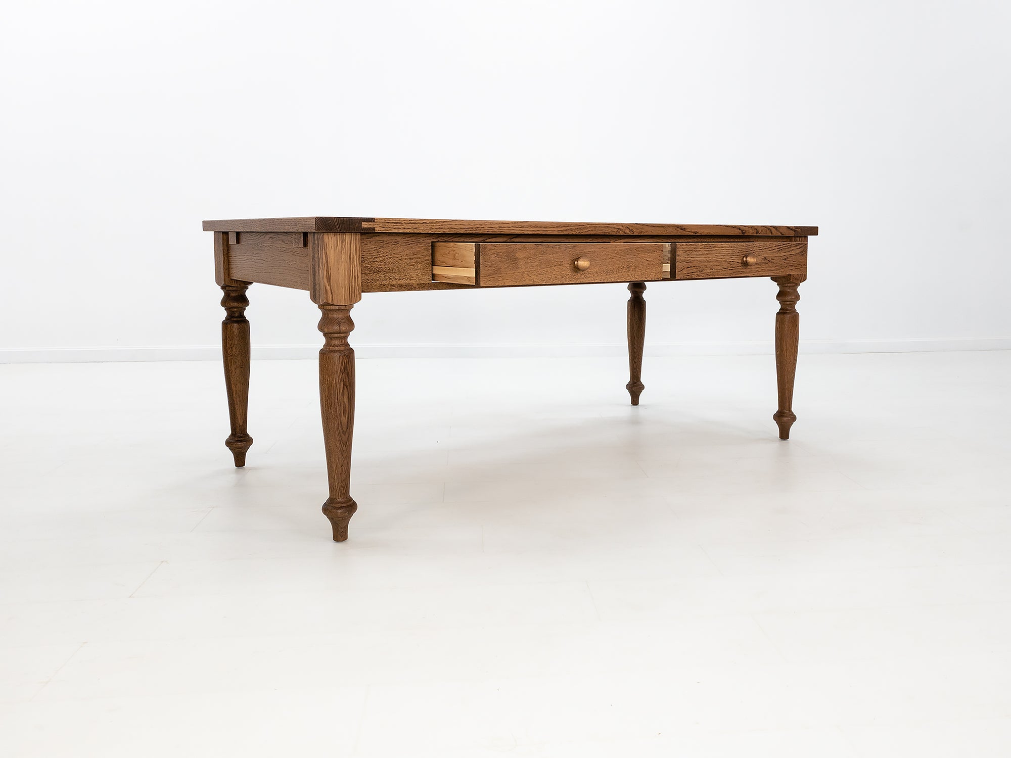 ETTA Dining Table