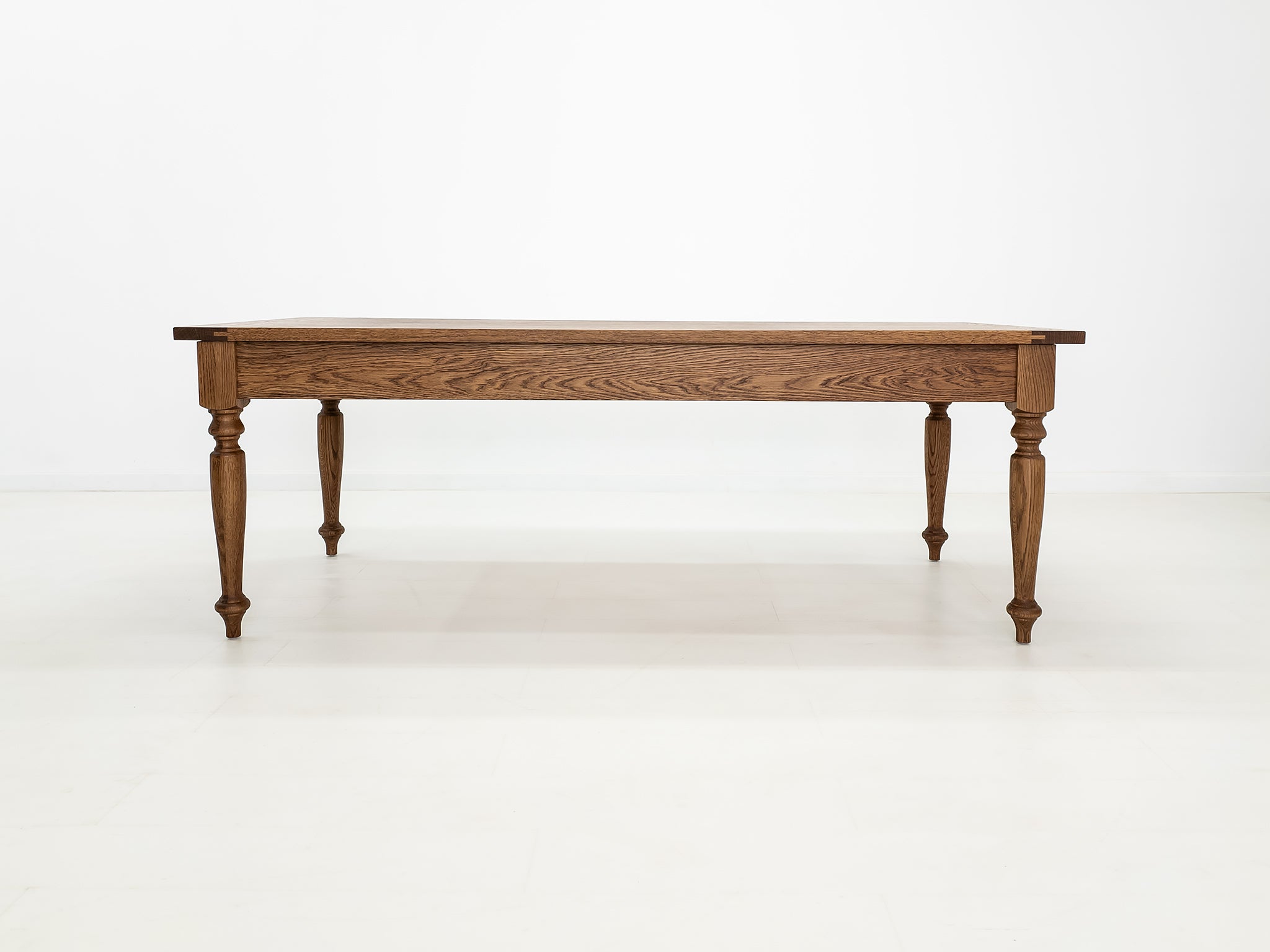 ETTA Dining Table