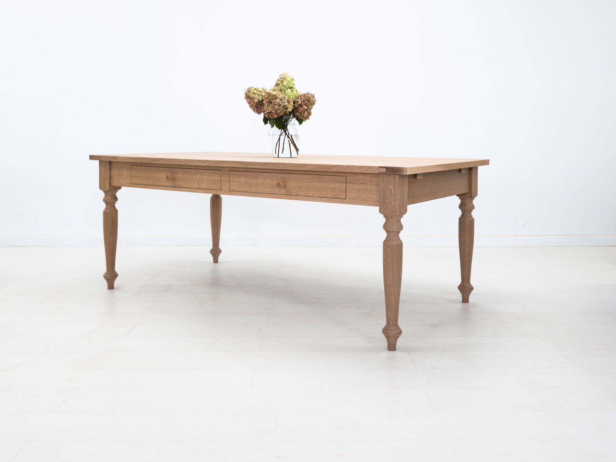 ETTA Dining Table – Nutmeg Table Company