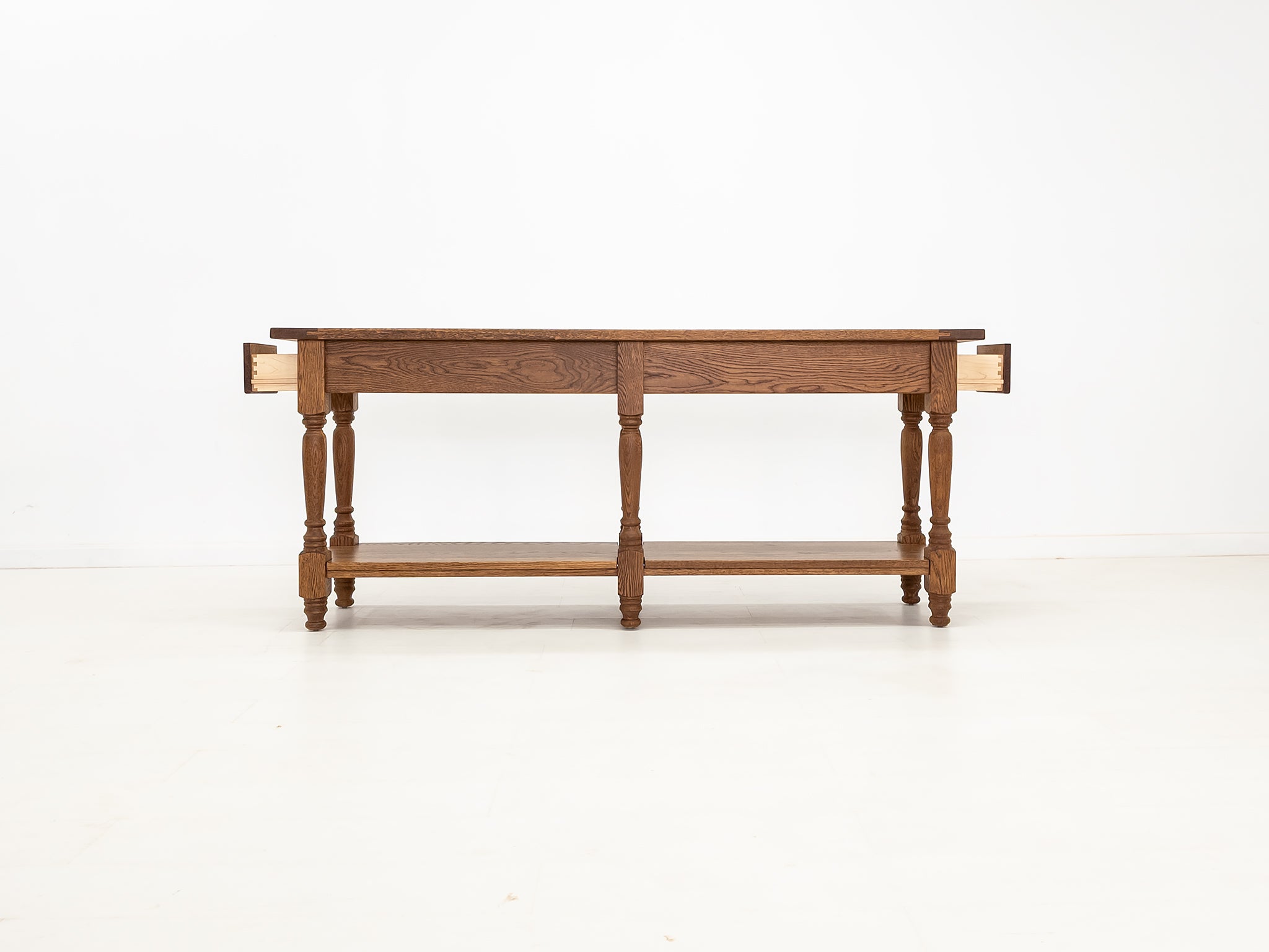 ETTA Console Table