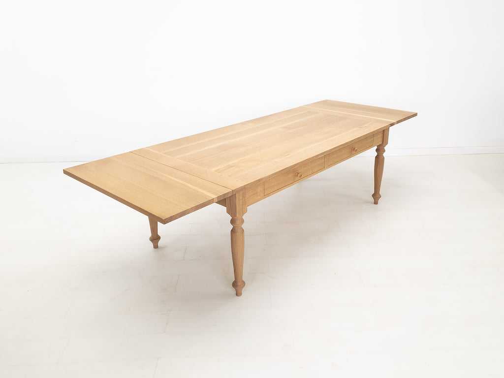 ETTA Dining Table