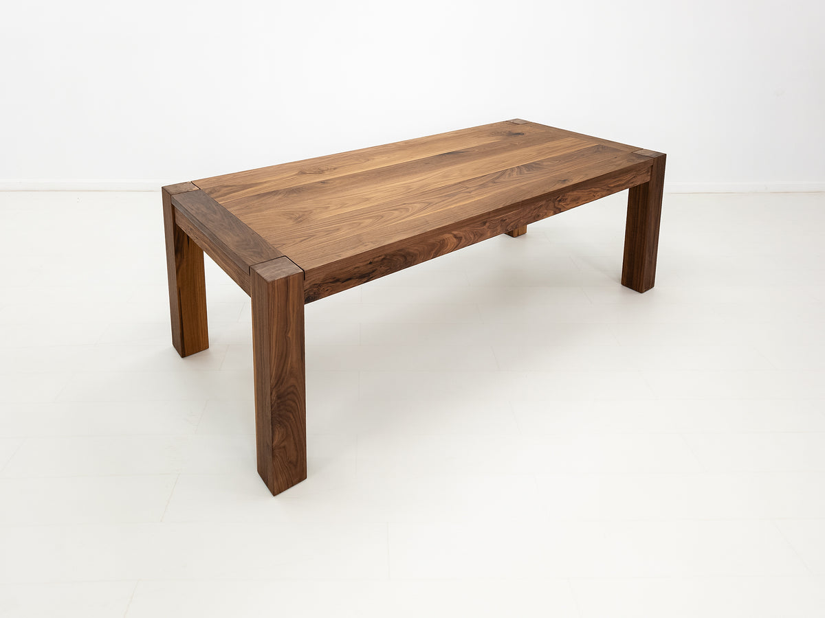 JAQI Dining Table