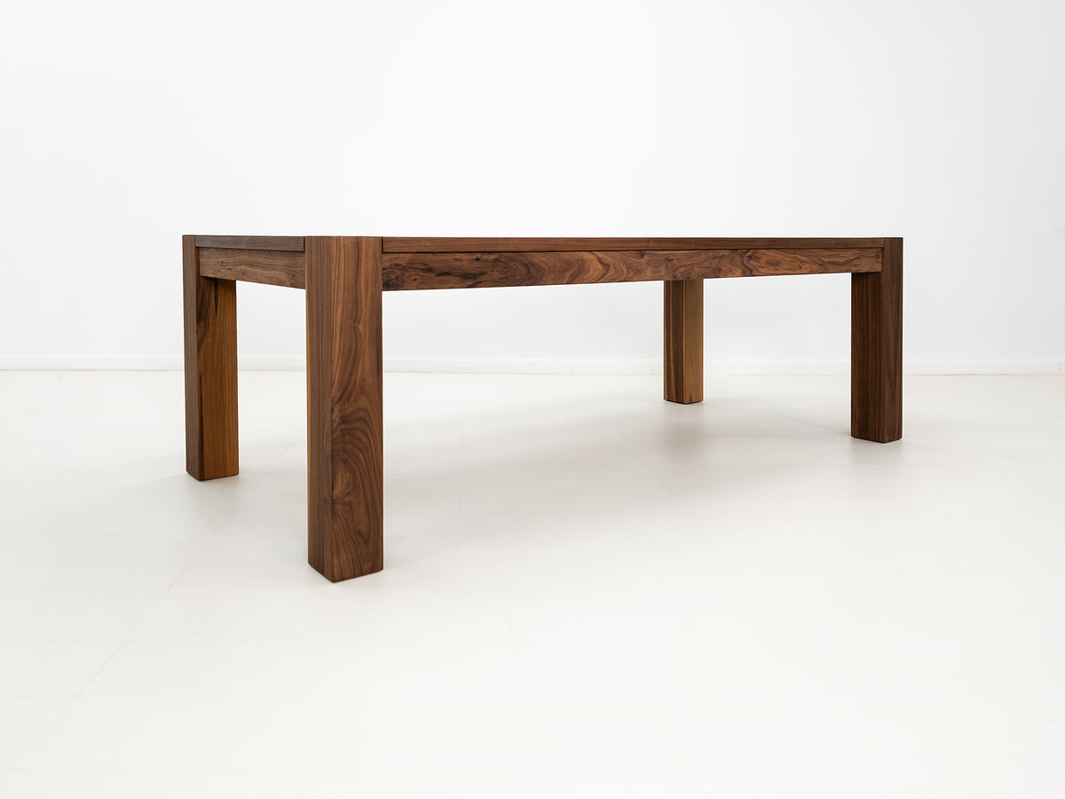 JAQI Dining Table