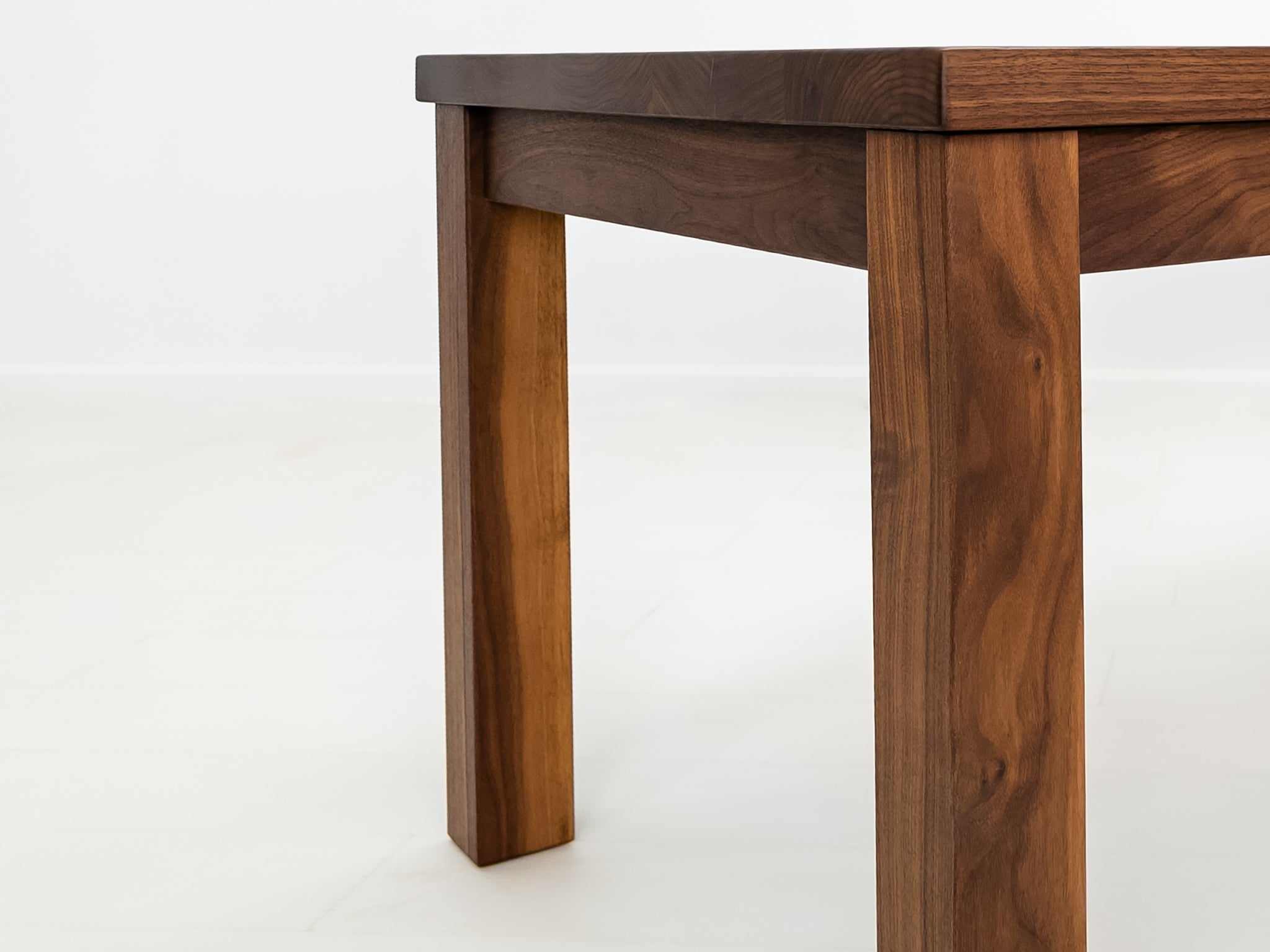 JONA Dining Table