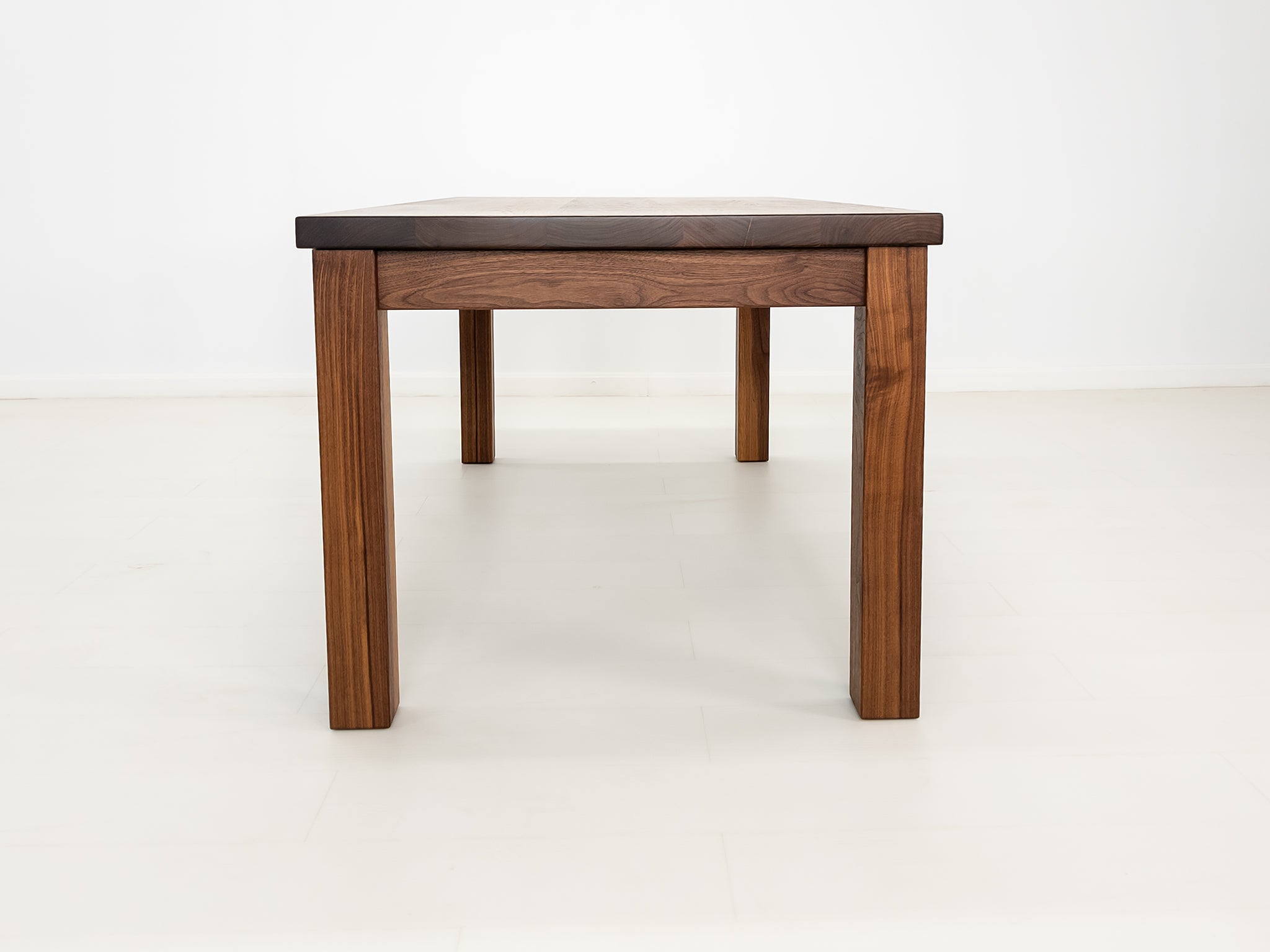 JONA Dining Table