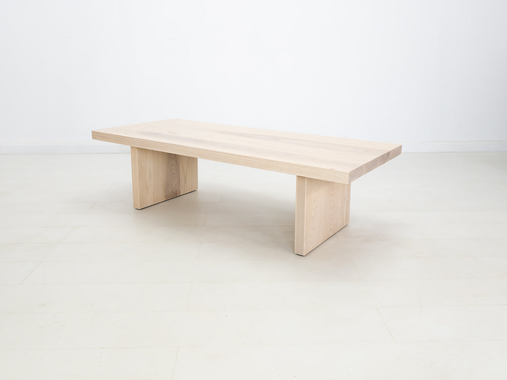 LILY Deluxe Coffee Table