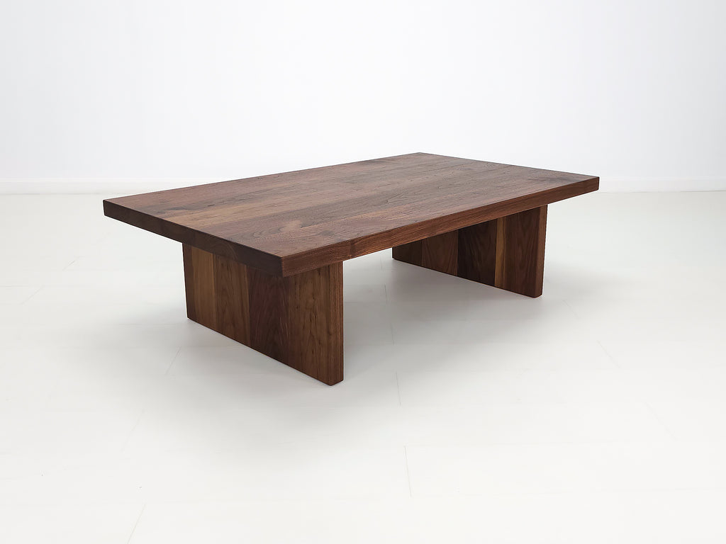 LILY Deluxe Coffee Table