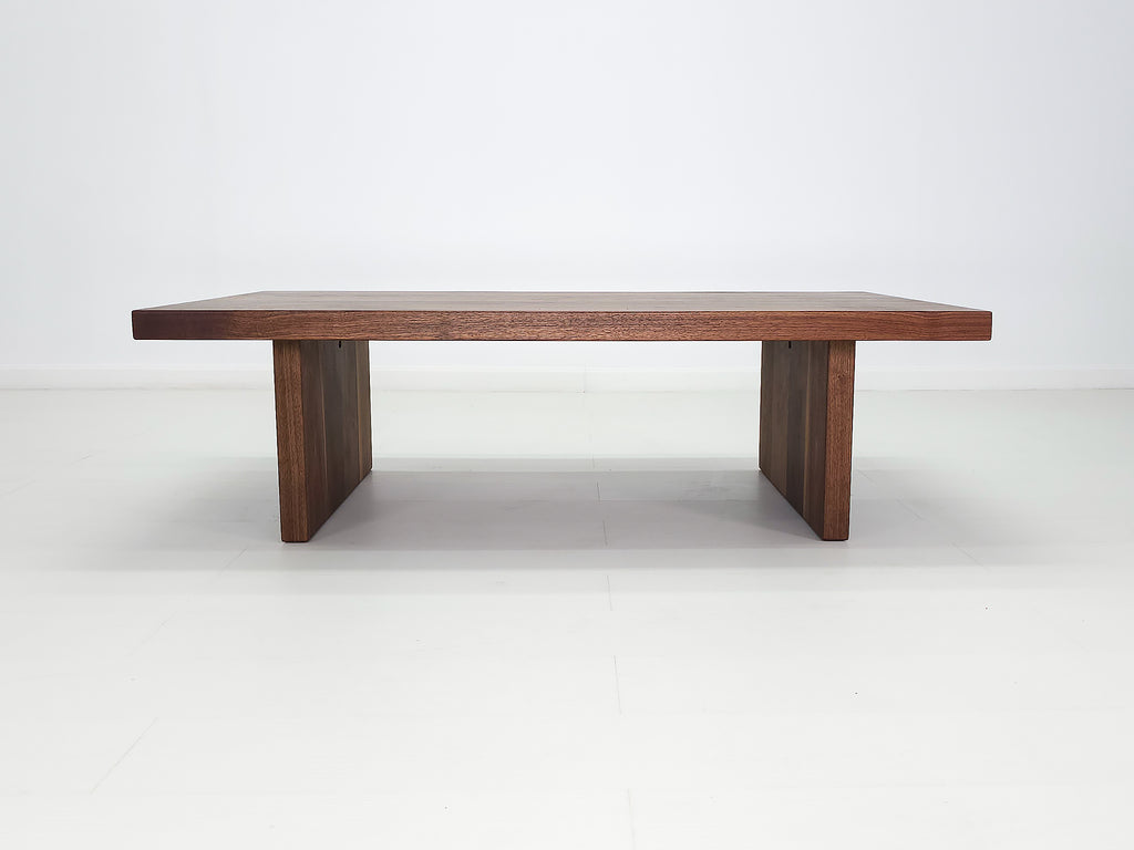 LILY Deluxe Coffee Table