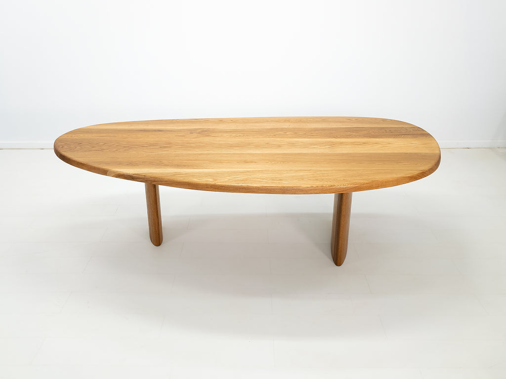PERI Dining Table