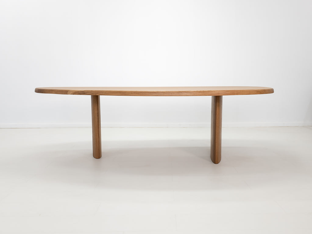 PERI Dining Table