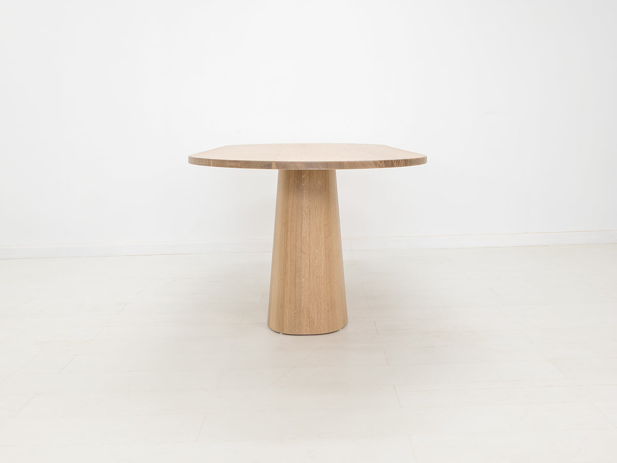 CATE Dining Table
