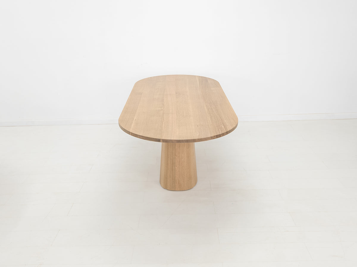 CATE Dining Table