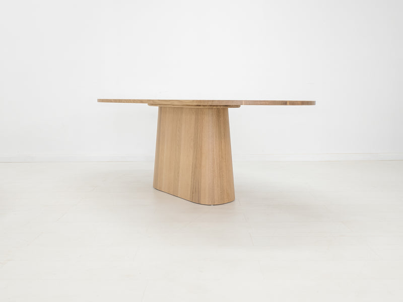 CATE Dining Table