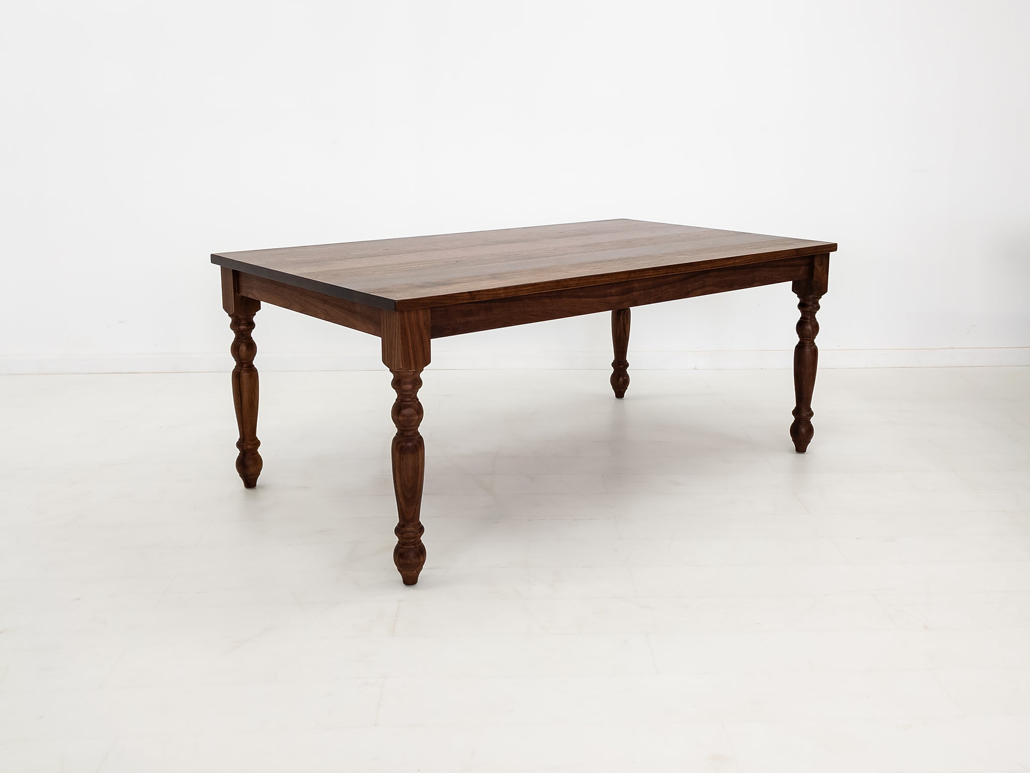 TESS Dining Table