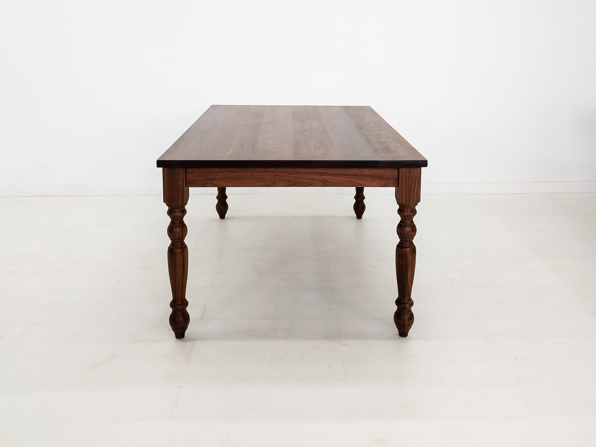 TESS Dining Table