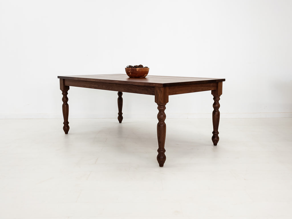 TESS Dining Table