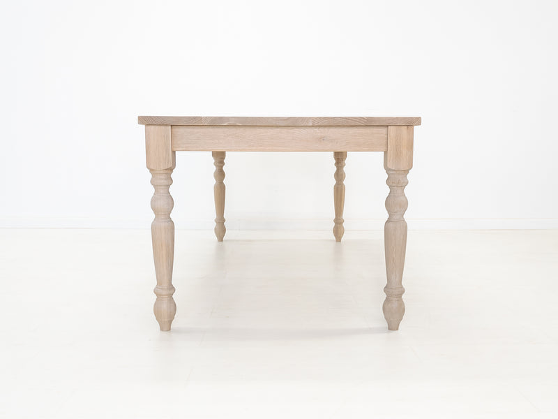 TESS Dining Table