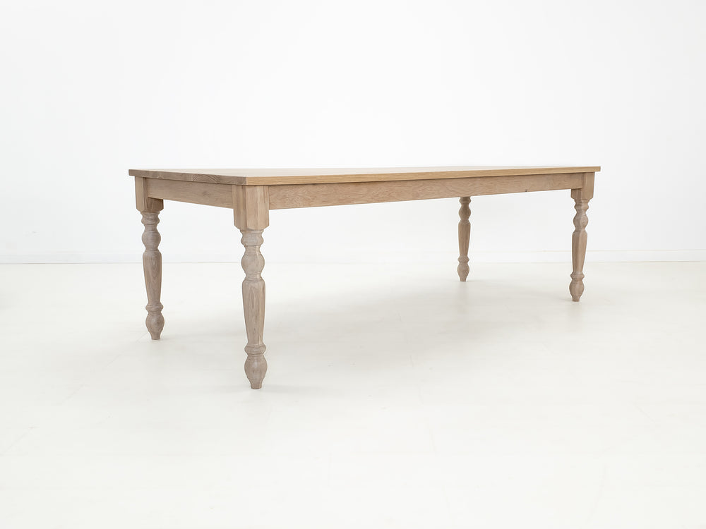 TESS Dining Table