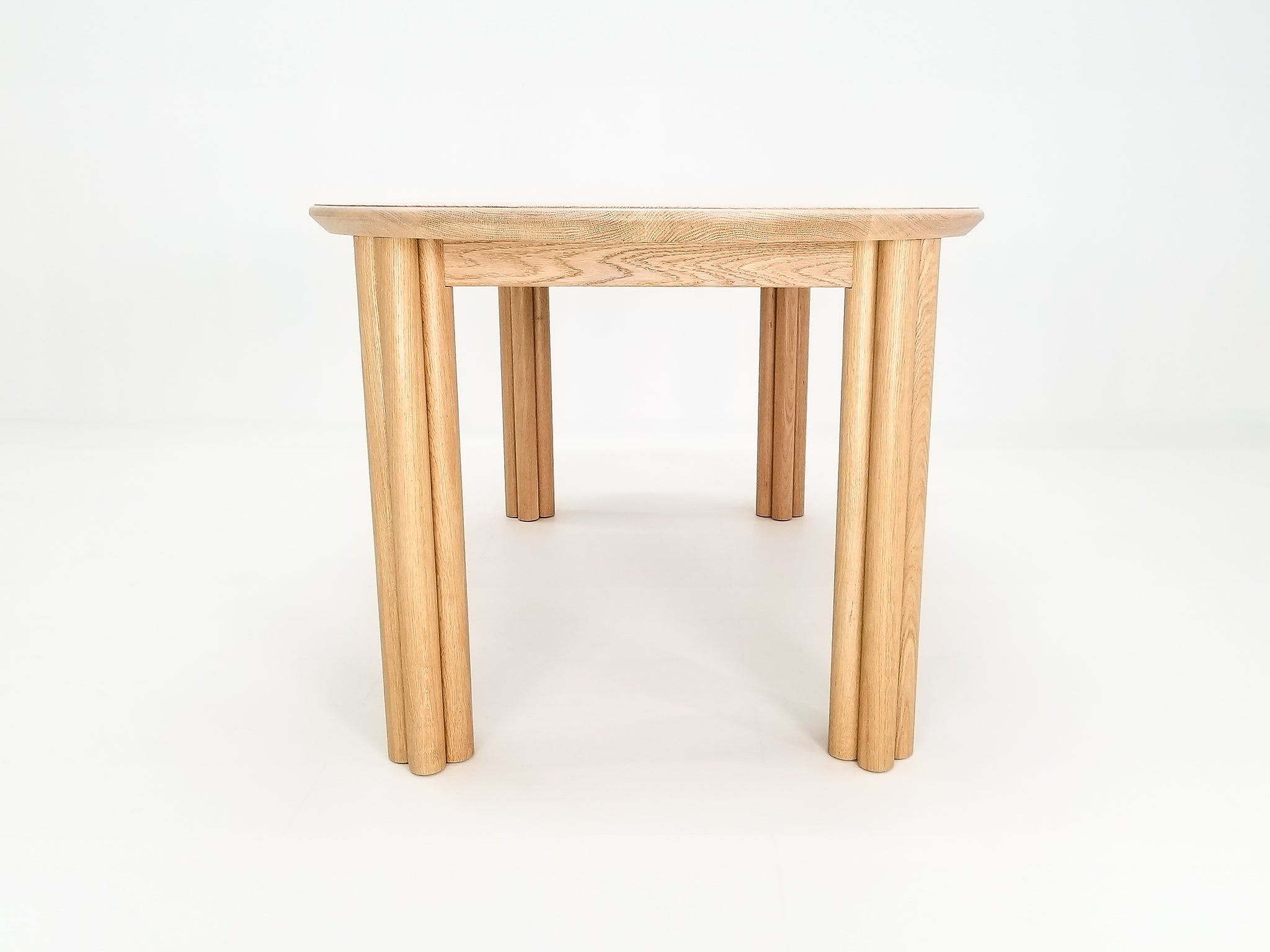 BEAU Dining Table