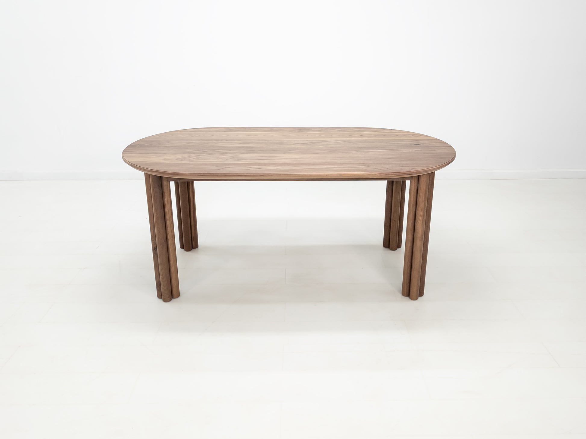BEAU Dining Table