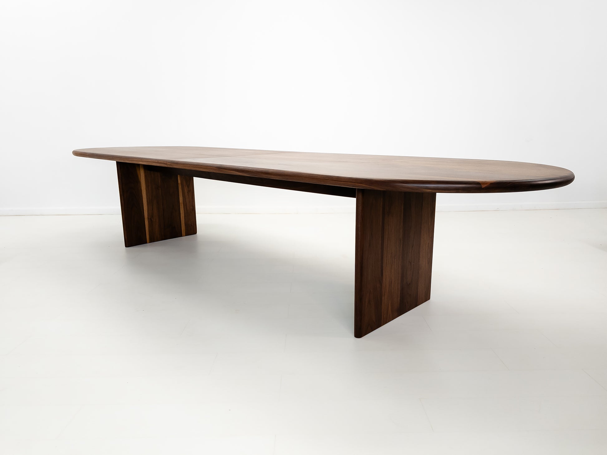 HANA Dining Table