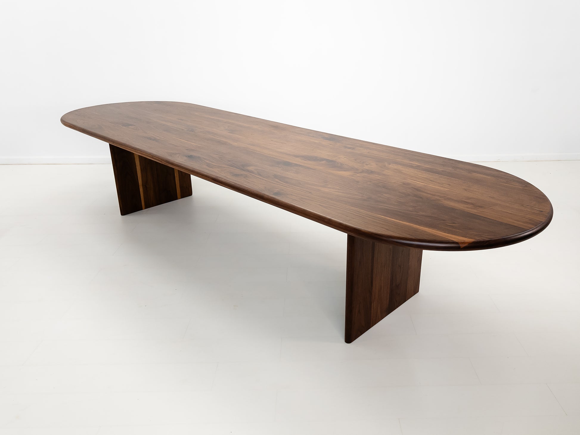 HANA Dining Table