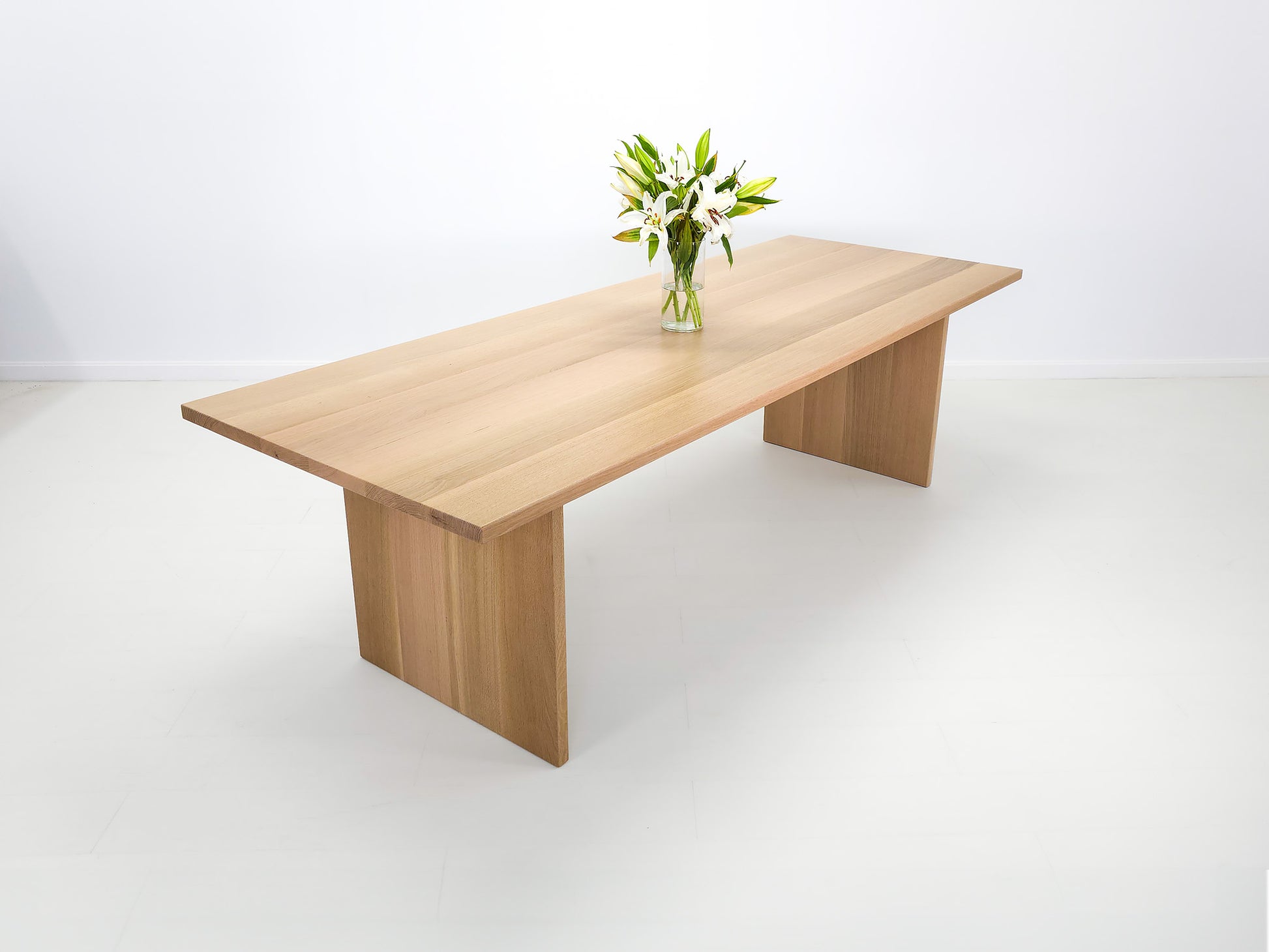 Lily dining table in natural white oak with thicker 1 3/8-inch solid wood top