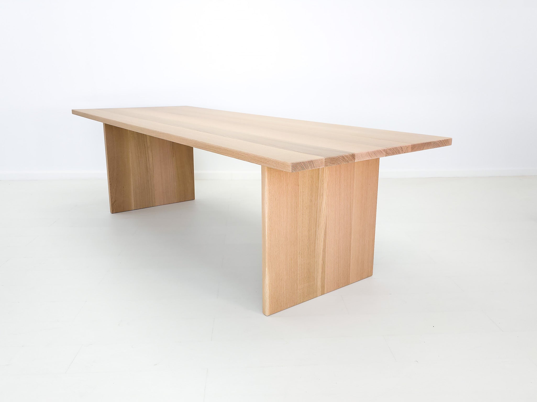 Lily dining table in natural white oak with thicker 1 3/8-inch solid wood top