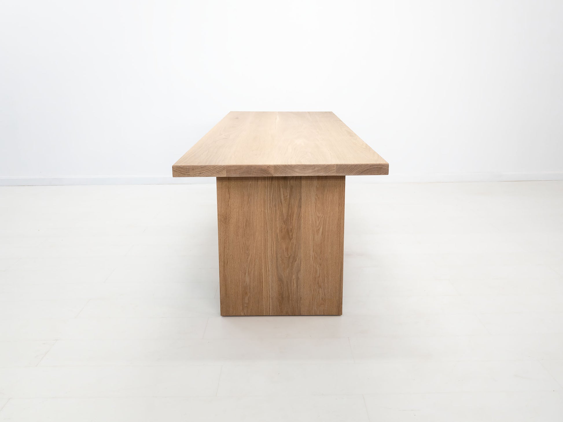 Solid white oak dining table with seamless plank top – handcrafted in Connecticut