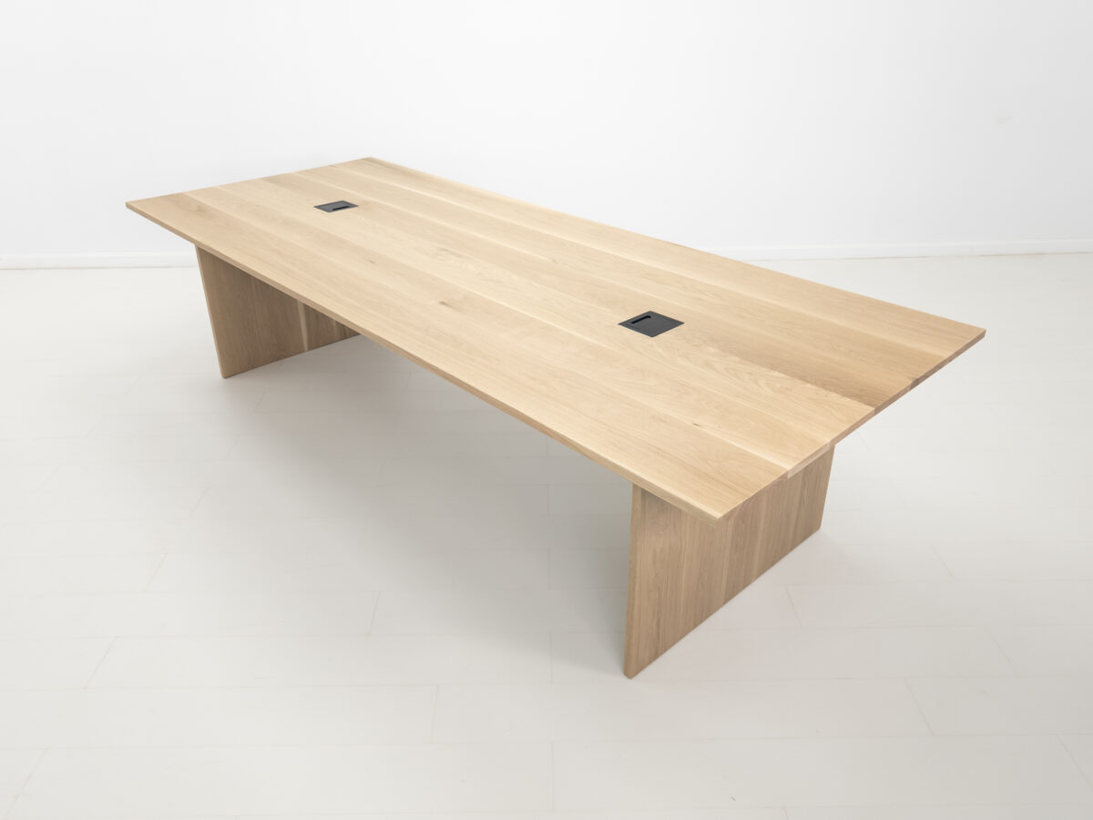 White oak LILY dining table featuring a durable solid wood design and dual stretchers for stability