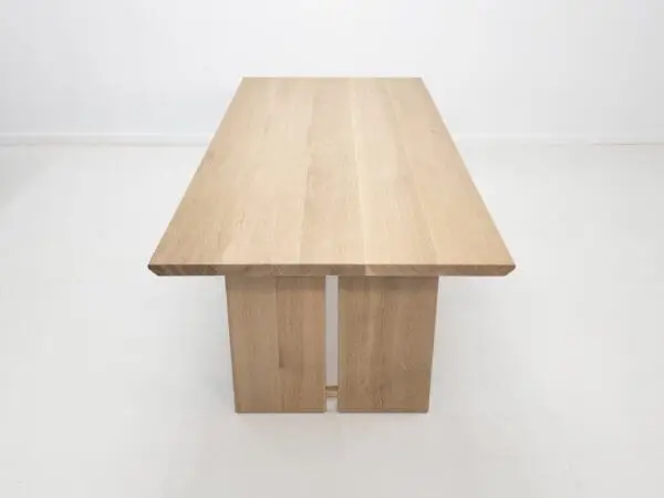 A split leg dining table.